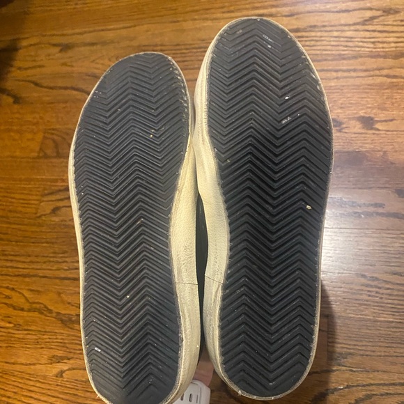 Golden Goose Sneakers - Picture 6 of 16